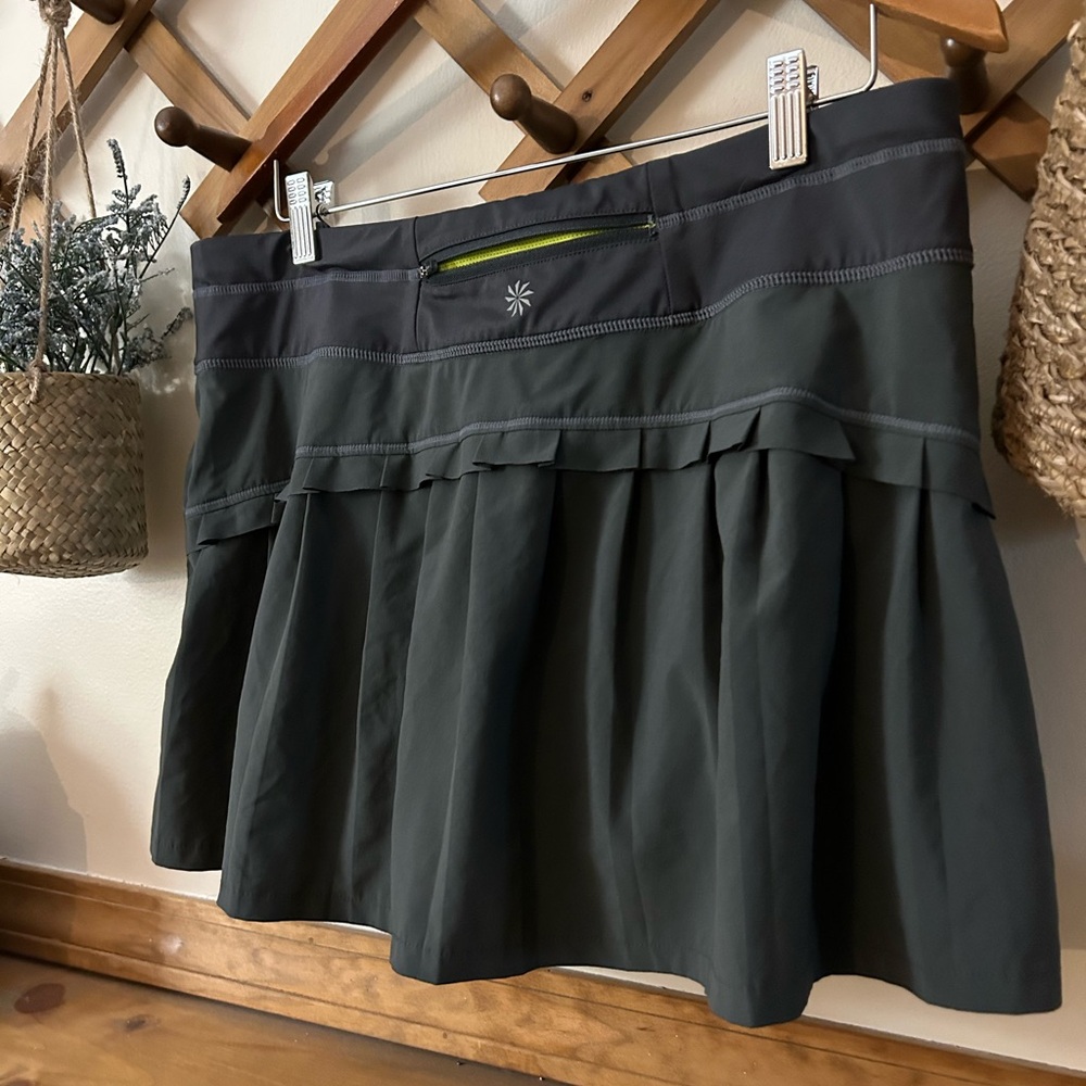 Athleta skirt
